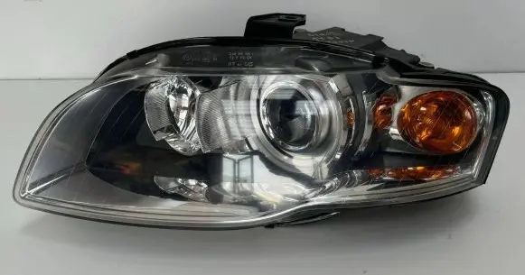 Audi A4 S4 B7 8E 8H Headlight/headlamp
