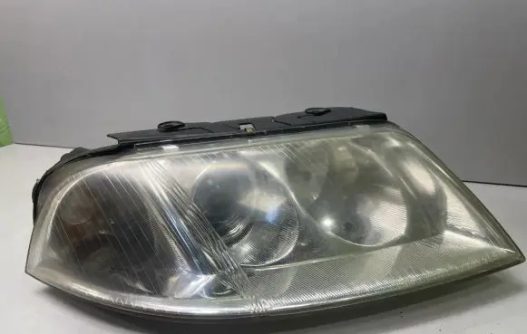 Volkswagen PASSAT B5.5 Headlight/headlamp