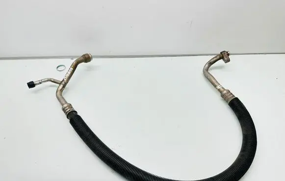 Air conditioning (A/C) pipe/hose