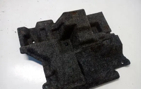 Nissan Leaf II (ZE1) Engine cover (trim) 17756289627