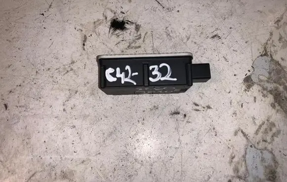 Volvo C70 Door central lock control unit/module 31268995