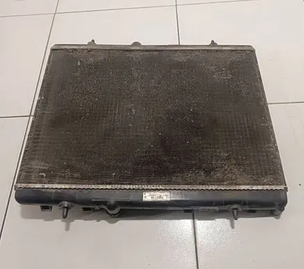 Citroen C4 II Coolant radiator 9674089680 RM2047