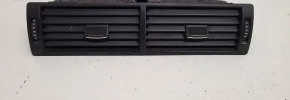 Audi A4 S4 B6 8E 8H Dash center air vent grill 8E0820951H 12842872