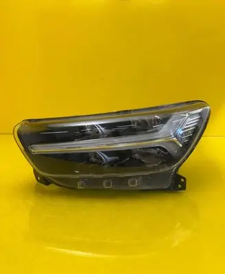 Volvo XC40 Headlight/headlamp 32293922
