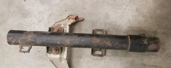 Volkswagen Golf I Steering wheel axle 171419563C