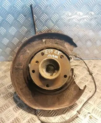 BMW 5 E39 Rear wheel hub