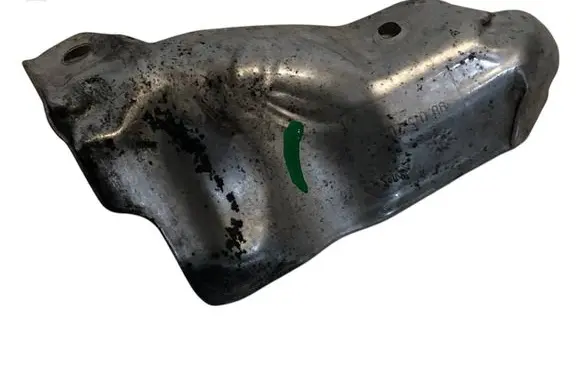 Peugeot 308 Heat shield in engine bay 9801570580