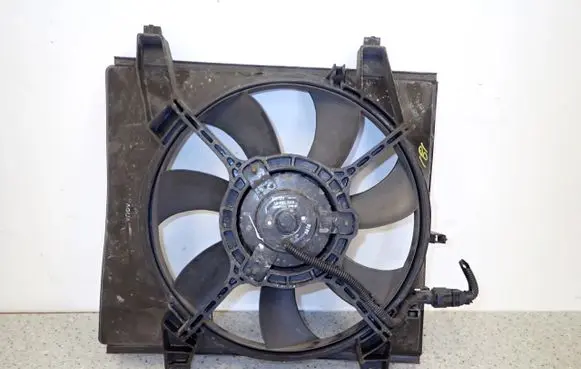 Hyundai Matrix Air conditioning (A/C) fan (condenser) 
