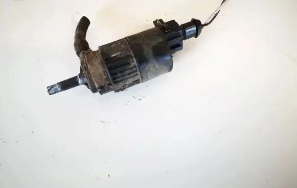Mitsubishi Space Star Windscreen/windshield washer pump