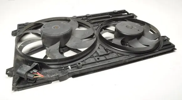 Volkswagen Touran II Electric radiator cooling fan 1355D301602