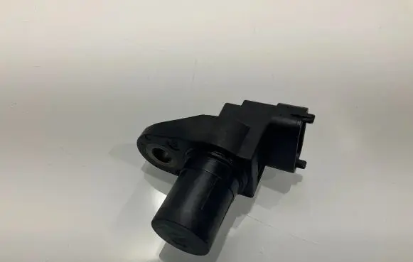 Mercedes-Benz E W211 Camshaft position sensor A0051531328 0051531328