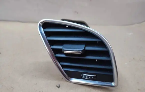 Audi A5 Sportback 8TA Dashboard side air vent grill/cover trim 8T1820902G