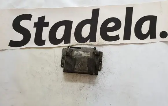 Renault Laguna I Engine control unit/module S113725208A 113725208 S113725208