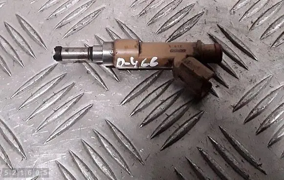 Toyota Prius (XW30) Fuel injector 2325037010