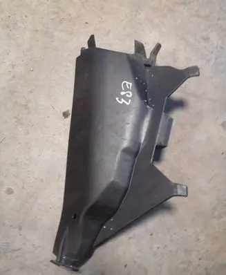 BMW X3 E83 Other engine bay part 3401008