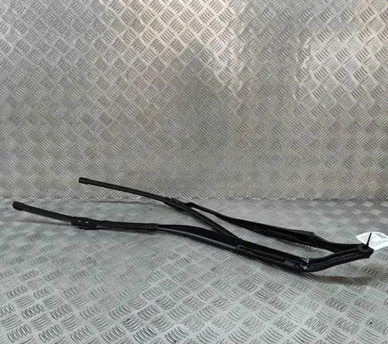 Maserati Ghibli Windshield/front glass wiper blade 670001642 670007562