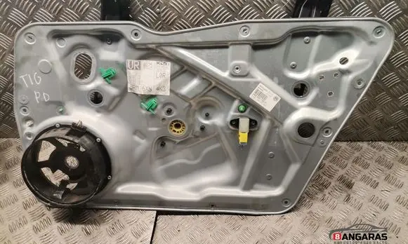 Volkswagen Tiguan Front door window regulator with motor 5N2837730F