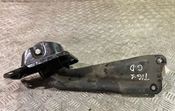 Volkswagen Tiguan Rear suspension control arm 