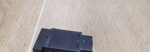 Seat Ibiza II (6k) Windscreen/window heater switch 6K0959621