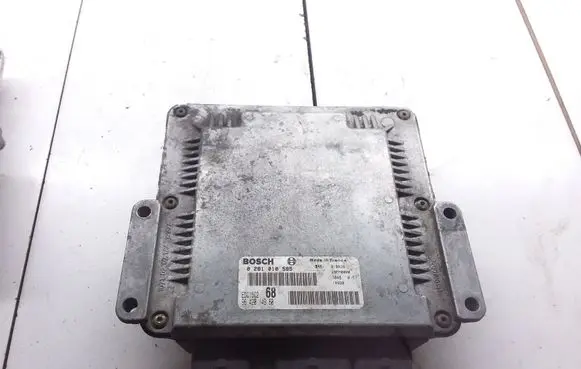 Citroen Xsara Picasso Engine control unit/module 0281010595