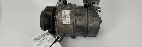 Jaguar XE Air conditioning (A/C) compressor (pump) CPLA-19D629-BF