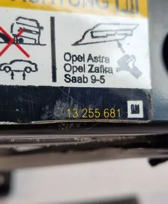 Opel Astra H Lift Jack 13500010