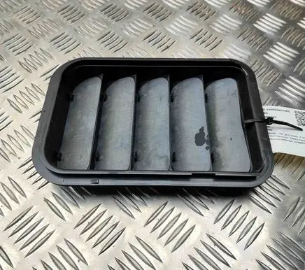 Volkswagen Multivan T6 Quarter panel pressure vent 4N0819181A