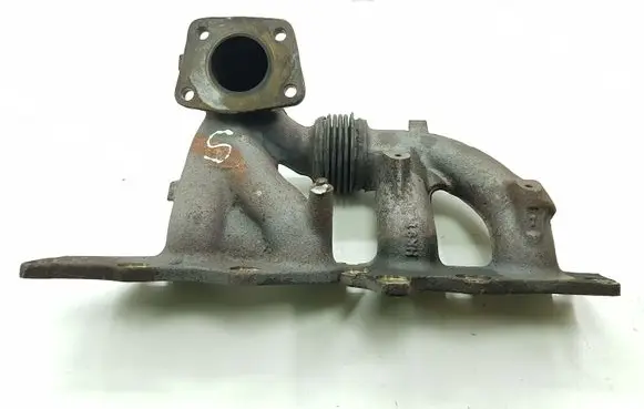 Mazda CX-7 Exhaust manifold