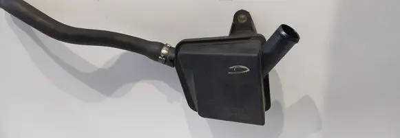 Breather/breather pipe/hose
