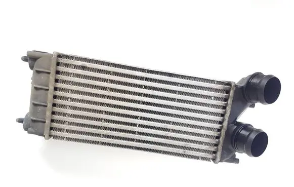 Citroen C4 II Intercooler radiator 9684212480