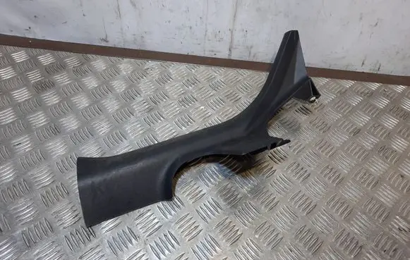 Mitsubishi Lancer Evolution Rear sill trim cover 7656A024
