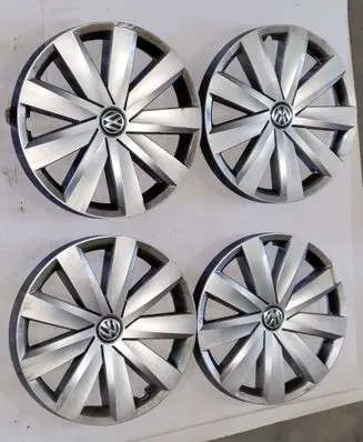 Volkswagen PASSAT B7 R16 wheel hub/cap/trim 3G0601147