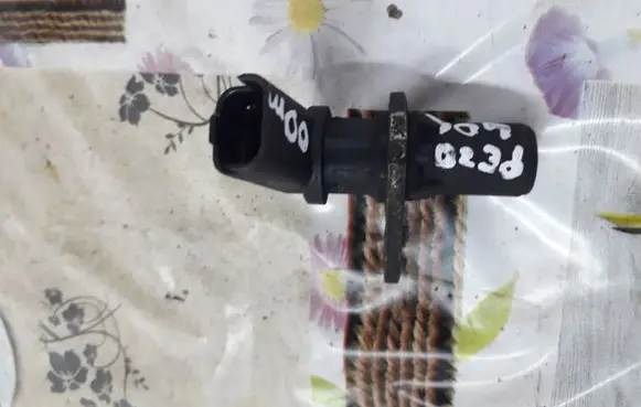 Peugeot 406 Camshaft speed sensor 