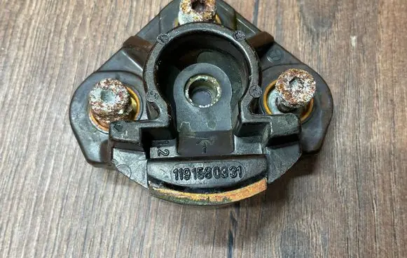 Mercedes-Benz S W140 Spark distributor cap 1191580331 1234332422