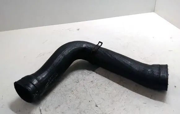 Intercooler hose/pipe