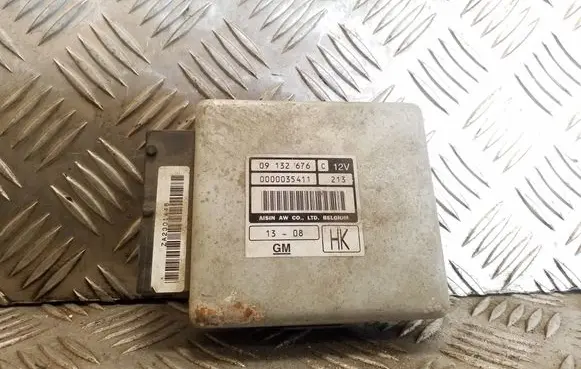 Opel Zafira A Gearbox control unit/module 09132676