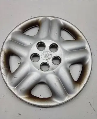 Toyota Corolla E120 E130 R15 wheel hub/cap/trim 4260205080B