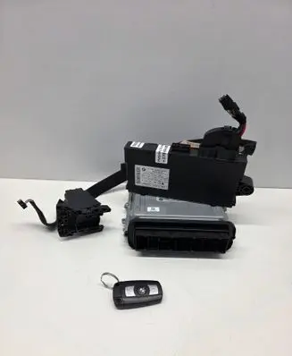 BMW 3 E90 E91 Engine ECU kit and lock set 8507202 0281016496 030026847