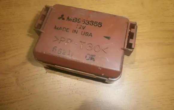 Mitsubishi Space Star Other relay mb953355