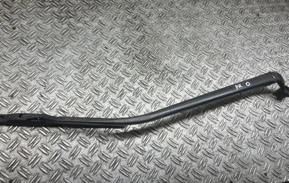 Mazda CX-5 Windshield/front glass wiper blade 