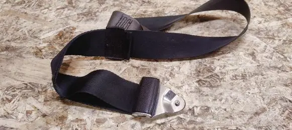 Mercedes-Benz SL R107 Front seatbelt M0D577 7072