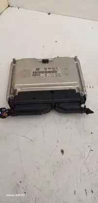Volkswagen PASSAT B5 Engine control unit/module 038906019CD 0281010218
