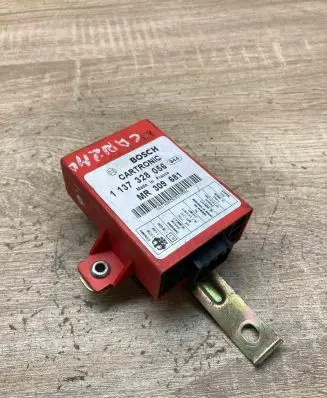 Mitsubishi Carisma Other control units/modules 1137328056 MR309681
