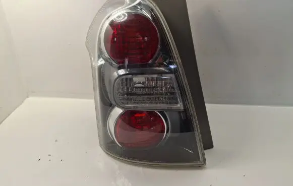 Toyota Corolla Verso AR10 Rear/tail lights 815610F080