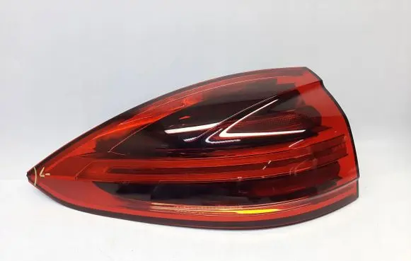 Porsche Cayenne (9PA) Rear/tail lights 7P5945207Gporsche
