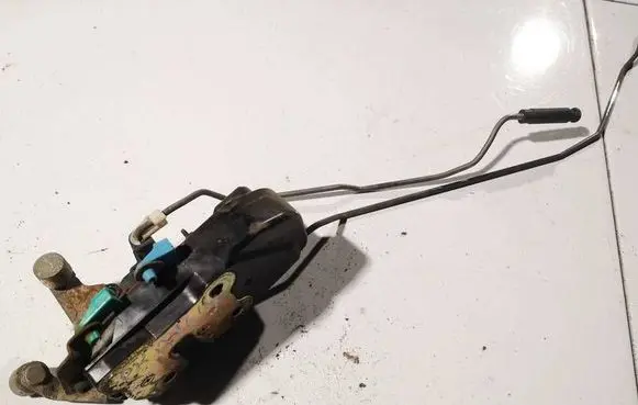Chrysler Voyager Front door lock 