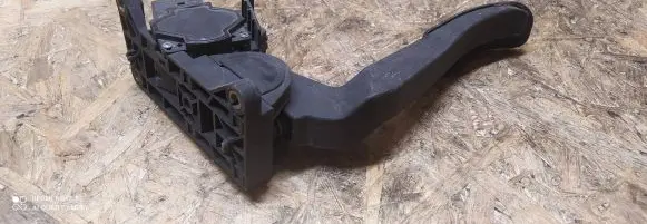 Mercedes-Benz Vito Viano W639 Accelerator throttle pedal 0281002337 A9013000504