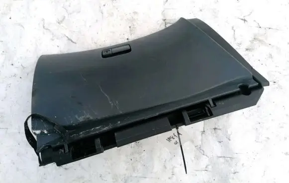 Nissan Primera Glove box 68520AV600 30230M