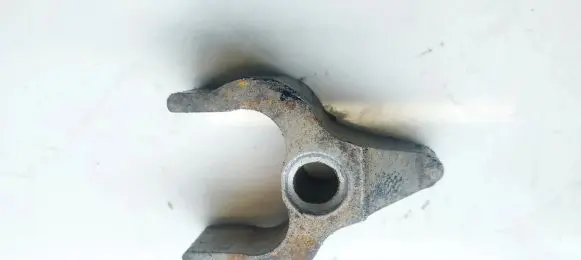 BMW 3 E90 E91 Fuel Injector clamp holder