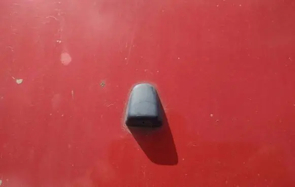 Volvo C70 Windshield washer spray nozzle 